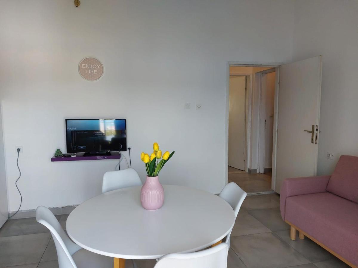Apartmani Radic Rg Rogoznica  Eksteriør billede